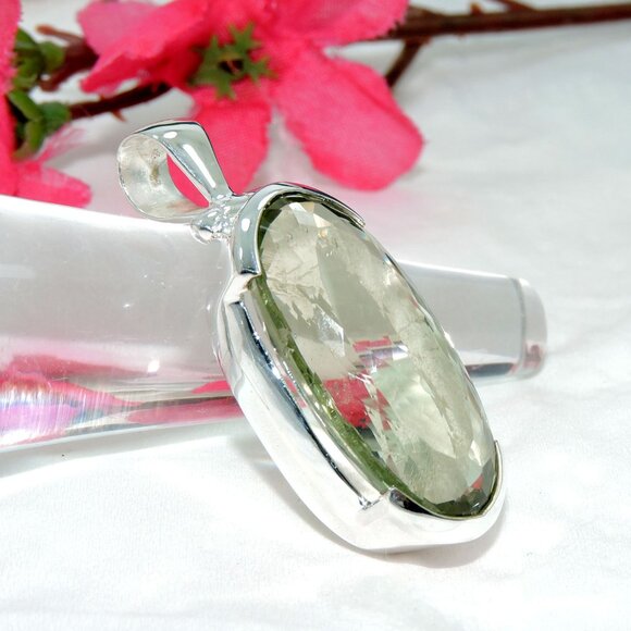 Green Amethyst Cut Pendant, 925 Sterling Silver, One of Kind Statement Pendant - Picture 5 of 6